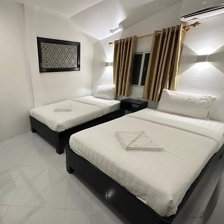 Downtown Hostel Λουάνγκ Πραμπάνγκ Εξωτερικό φωτογραφία